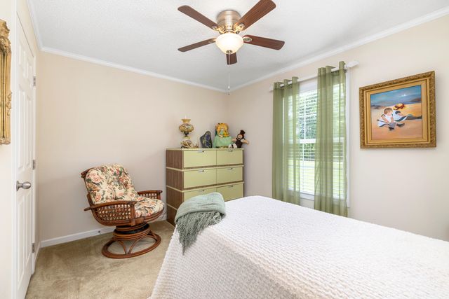172 Heatleys End Road, Santee, SC 29142