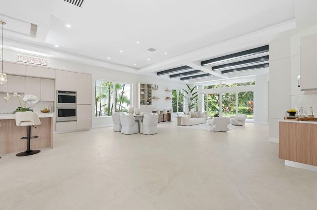 7695 VILLA D ESTE Way, Delray Beach, FL 33446