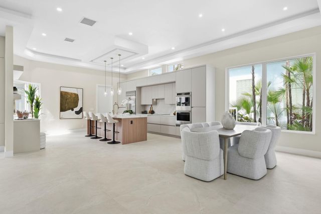 7695 VILLA D ESTE Way, Delray Beach, FL 33446
