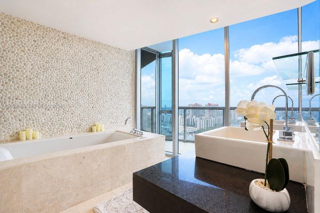 17121 Collins Avenue 2108, Sunny Isles Beach, FL 33160