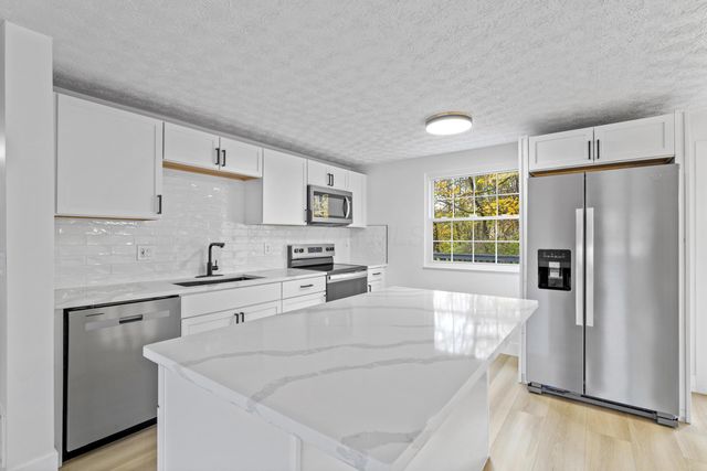 4187 Camellia Court, Westerville, OH 43081