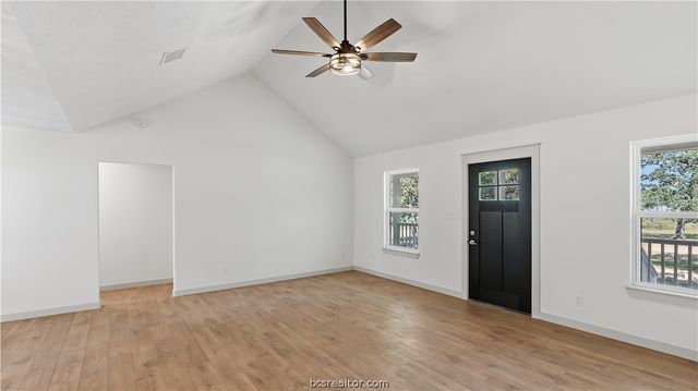502 Packers Circle, Somerville, TX 77879