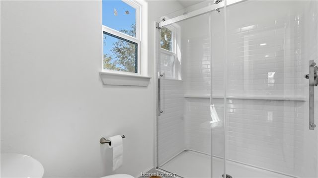 502 Packers Circle, Somerville, TX 77879