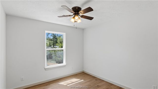 502 Packers Circle, Somerville, TX 77879
