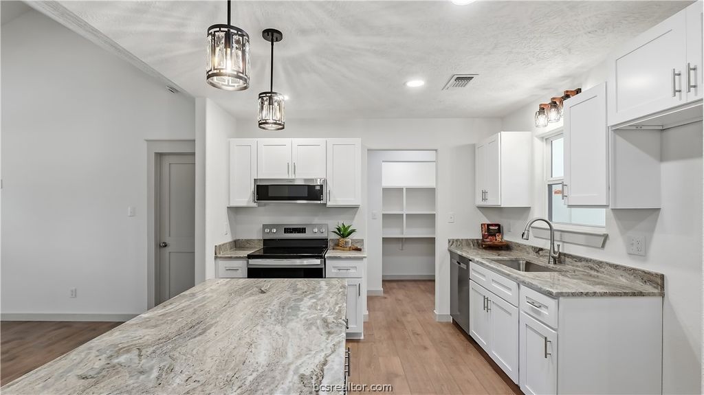 502 Packers Circle, Somerville, TX 77879 — photo 4