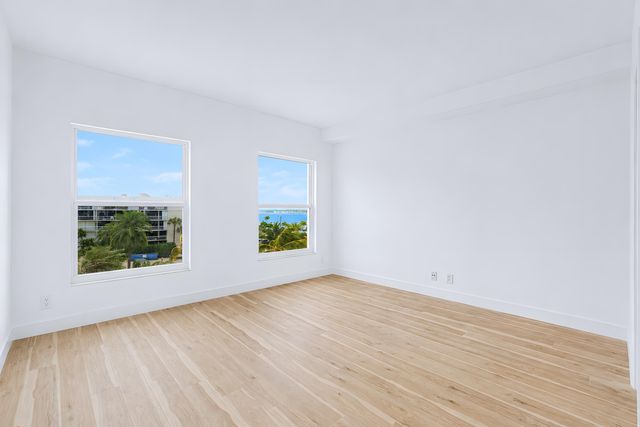 3230 S Ocean Boulevard E-410, Palm Beach, FL 33480