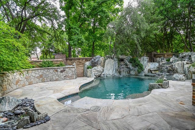 711 Lexington Avenue, Coppell, TX 75019