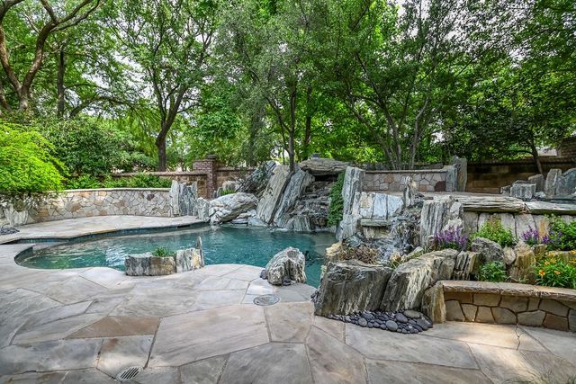 711 Lexington Avenue, Coppell, TX 75019