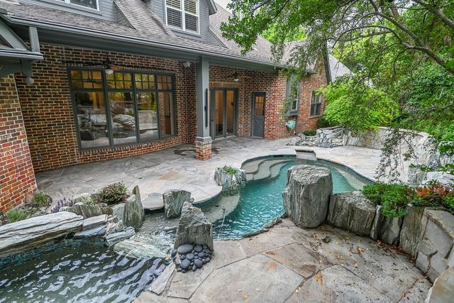 711 Lexington Avenue, Coppell, TX 75019
