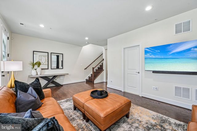 22510 MERGANSER ST, Clarksburg, MD 20871