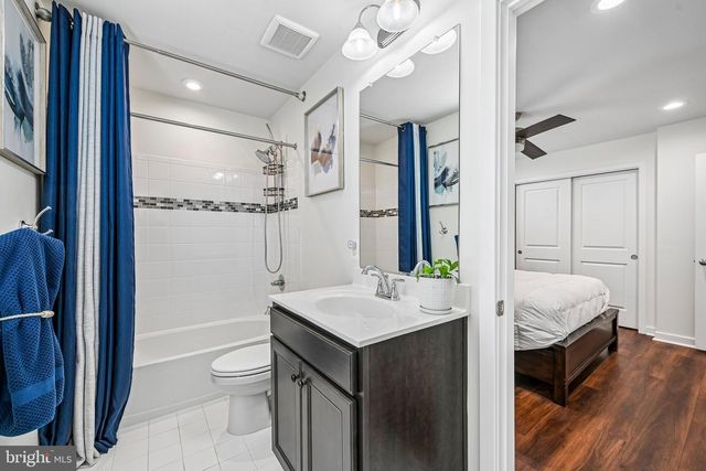 22510 MERGANSER ST, Clarksburg, MD 20871