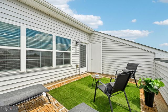 22510 MERGANSER ST, Clarksburg, MD 20871