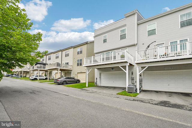 22510 MERGANSER ST, Clarksburg, MD 20871