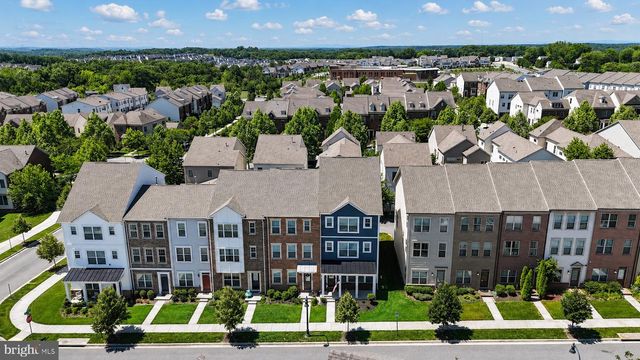 22510 MERGANSER ST, Clarksburg, MD 20871