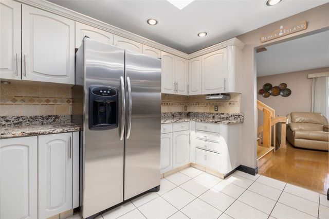 110 Dean Avenue, Smithfield, RI 02917