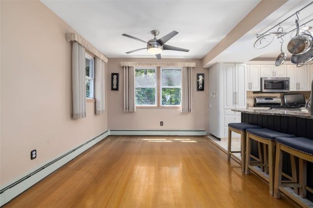 110 Dean Avenue, Smithfield, RI 02917