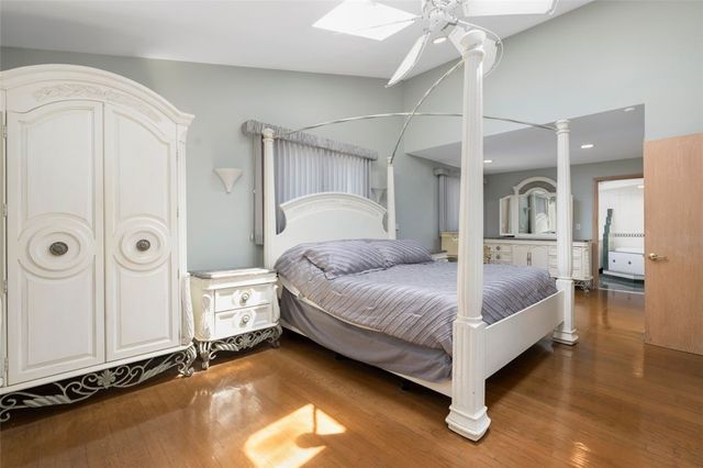110 Dean Avenue, Smithfield, RI 02917