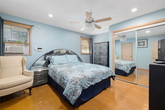 110 Dean Avenue, Smithfield, RI 02917