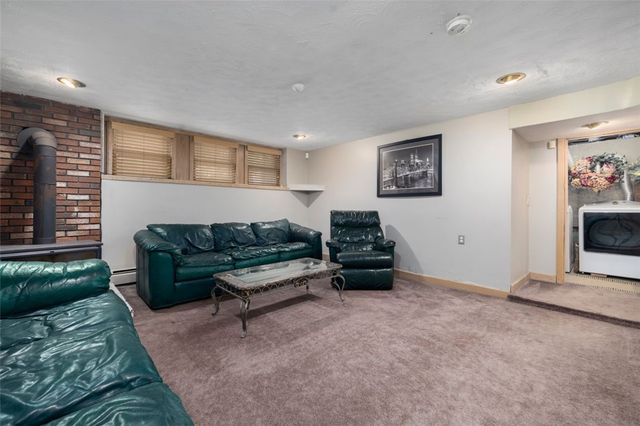 110 Dean Avenue, Smithfield, RI 02917