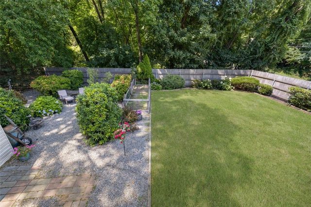 110 Dean Avenue, Smithfield, RI 02917