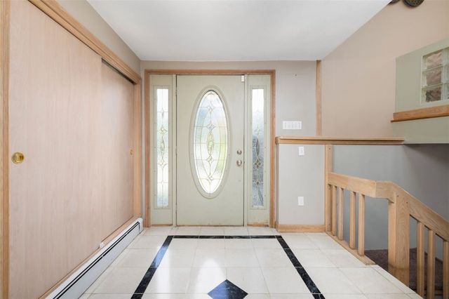 110 Dean Avenue, Smithfield, RI 02917