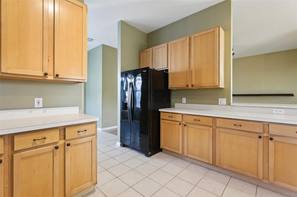 Image 8 of property listing at 7624 BAY PORT ROAD 40, Orlando, FL 32819