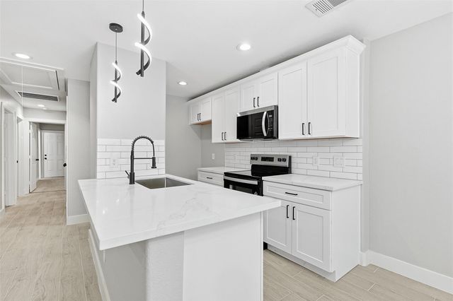 9718 Fillmore Street, Houston, TX 77029