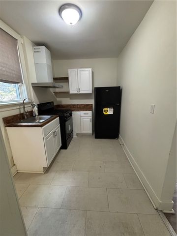 224 Johnston Ave, Hazelwood, PA 15207