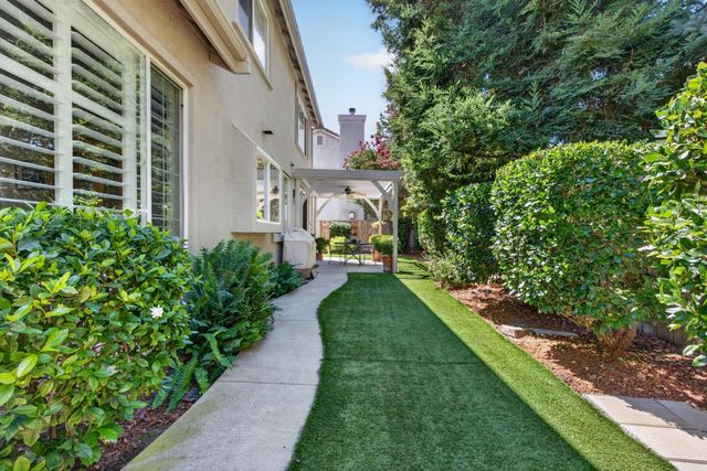 3784 Brook Valley Cir, Stockton, CA 95219