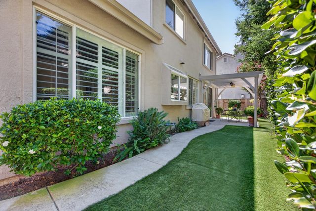 3784 Brook Valley Cir, Stockton, CA 95219