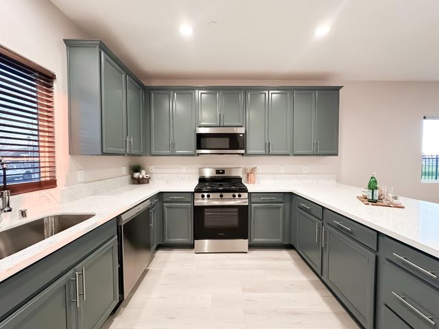 3526 Starflower St, Plumas Lake, CA 95961