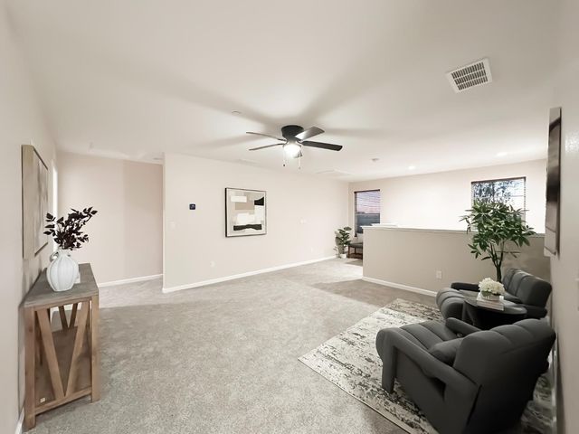 3526 Starflower St, Plumas Lake, CA 95961