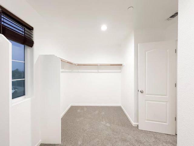 3526 Starflower St, Plumas Lake, CA 95961