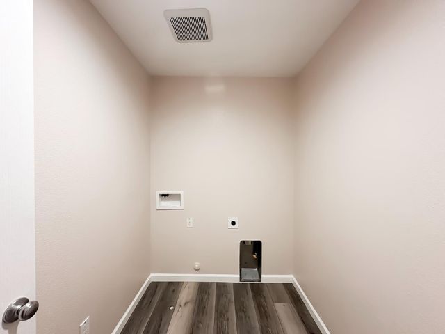 3526 Starflower St, Plumas Lake, CA 95961