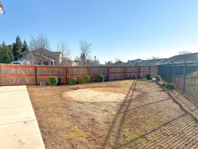 3526 Starflower St, Plumas Lake, CA 95961