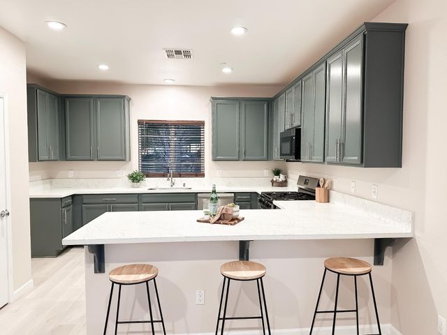 3526 Starflower St, Plumas Lake, CA 95961