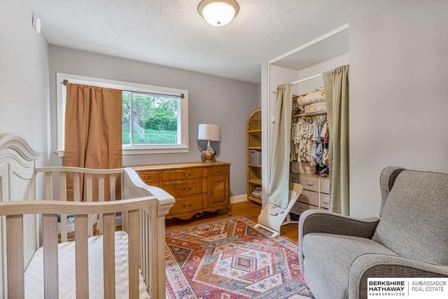 7310 Chandler Acres Drive, Bellevue, NE 68147