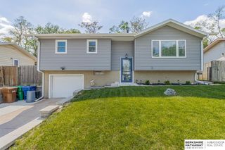 7310 Chandler Acres Drive, Bellevue, NE 68147