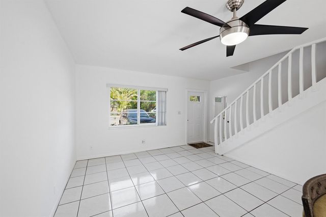 67 NE 20th Court 6h, Wilton Manors, FL 33305