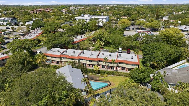 67 NE 20th Court 6h, Wilton Manors, FL 33305