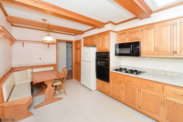 207 Degray St, North Haledon Boro, NJ 07508