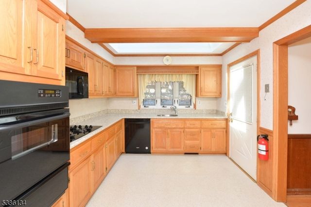 207 Degray St, North Haledon Boro, NJ 07508