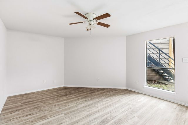 9809 Walnut Street E-107, Dallas, TX 75243