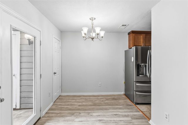 9809 Walnut Street E-107, Dallas, TX 75243