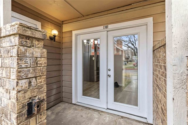 9809 Walnut Street E-107, Dallas, TX 75243