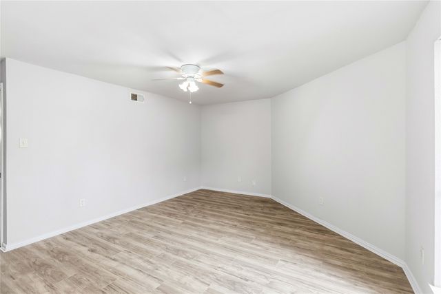 9809 Walnut Street E-107, Dallas, TX 75243