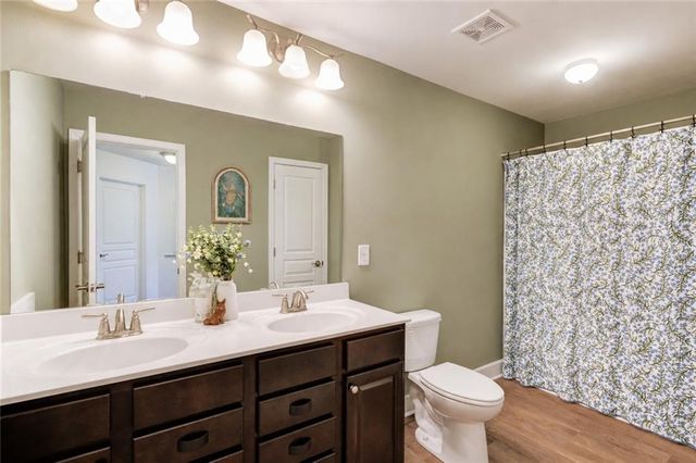 6580 Red Hawk Way, Hoschton, GA 30548