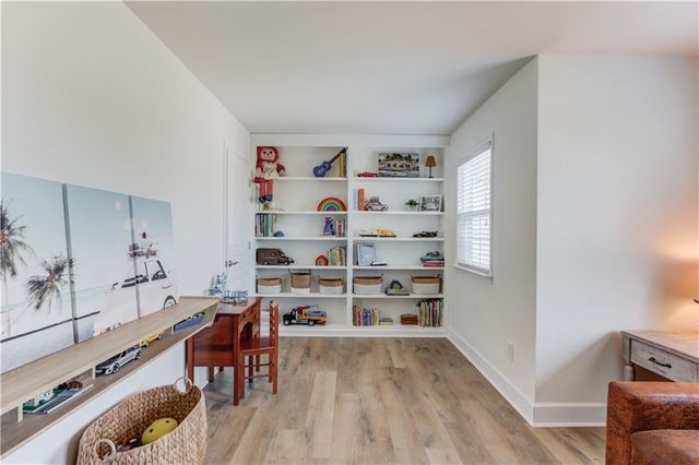 6580 Red Hawk Way, Hoschton, GA 30548