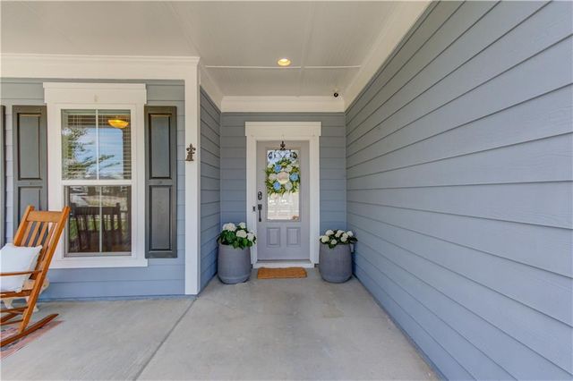 6580 Red Hawk Way, Hoschton, GA 30548