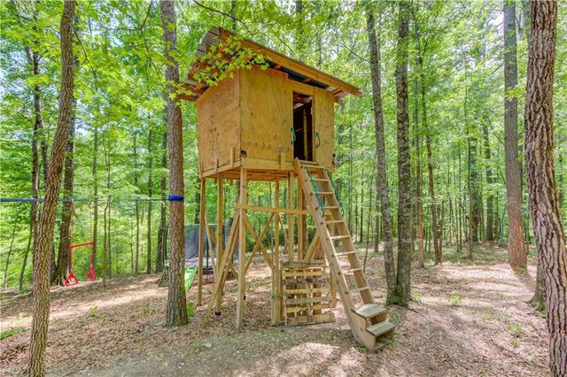 6580 Red Hawk Way, Hoschton, GA 30548